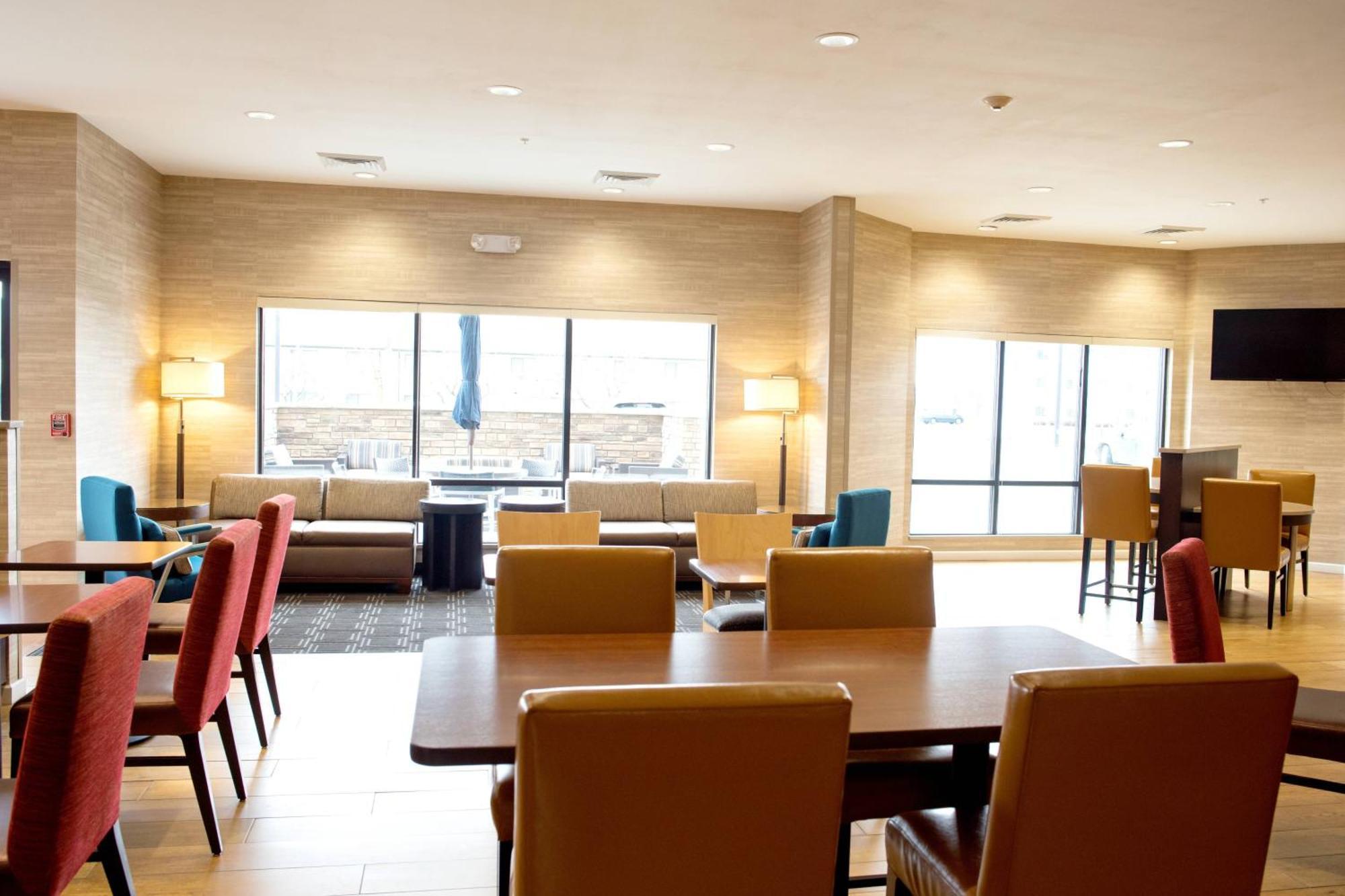 Towneplace Suites By Marriott Ames Kültér fotó