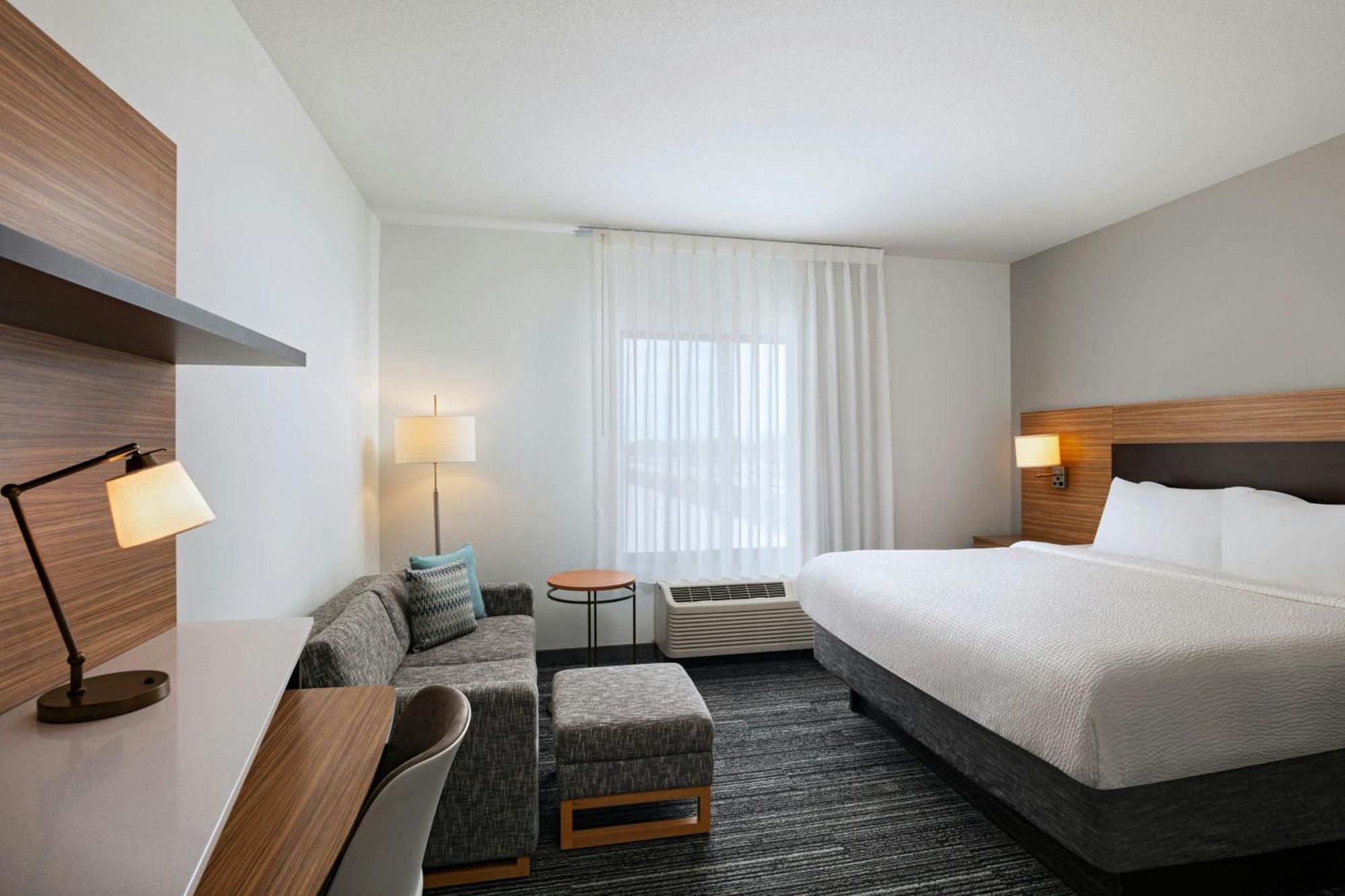 Towneplace Suites By Marriott Ames Kültér fotó