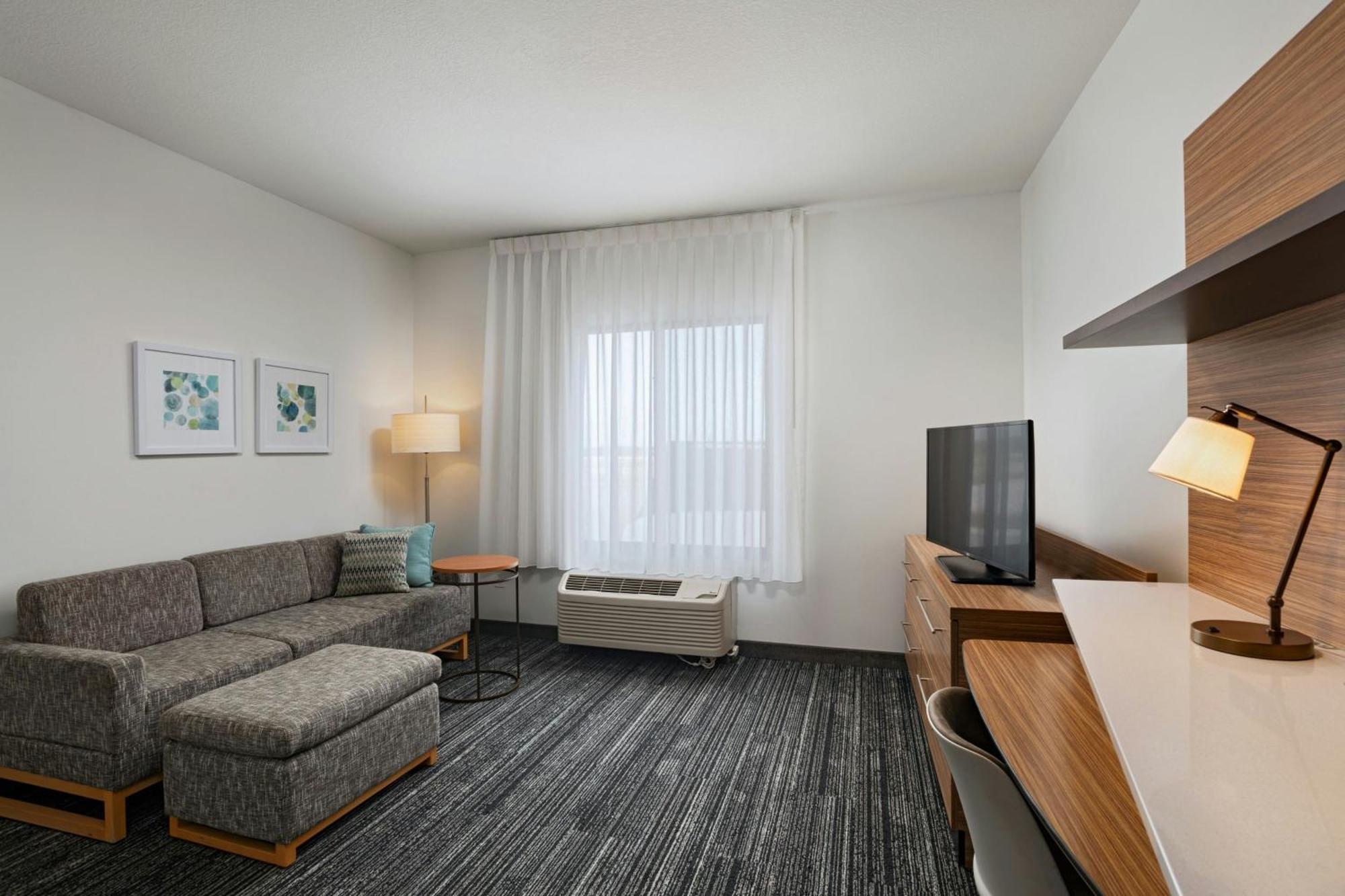 Towneplace Suites By Marriott Ames Kültér fotó