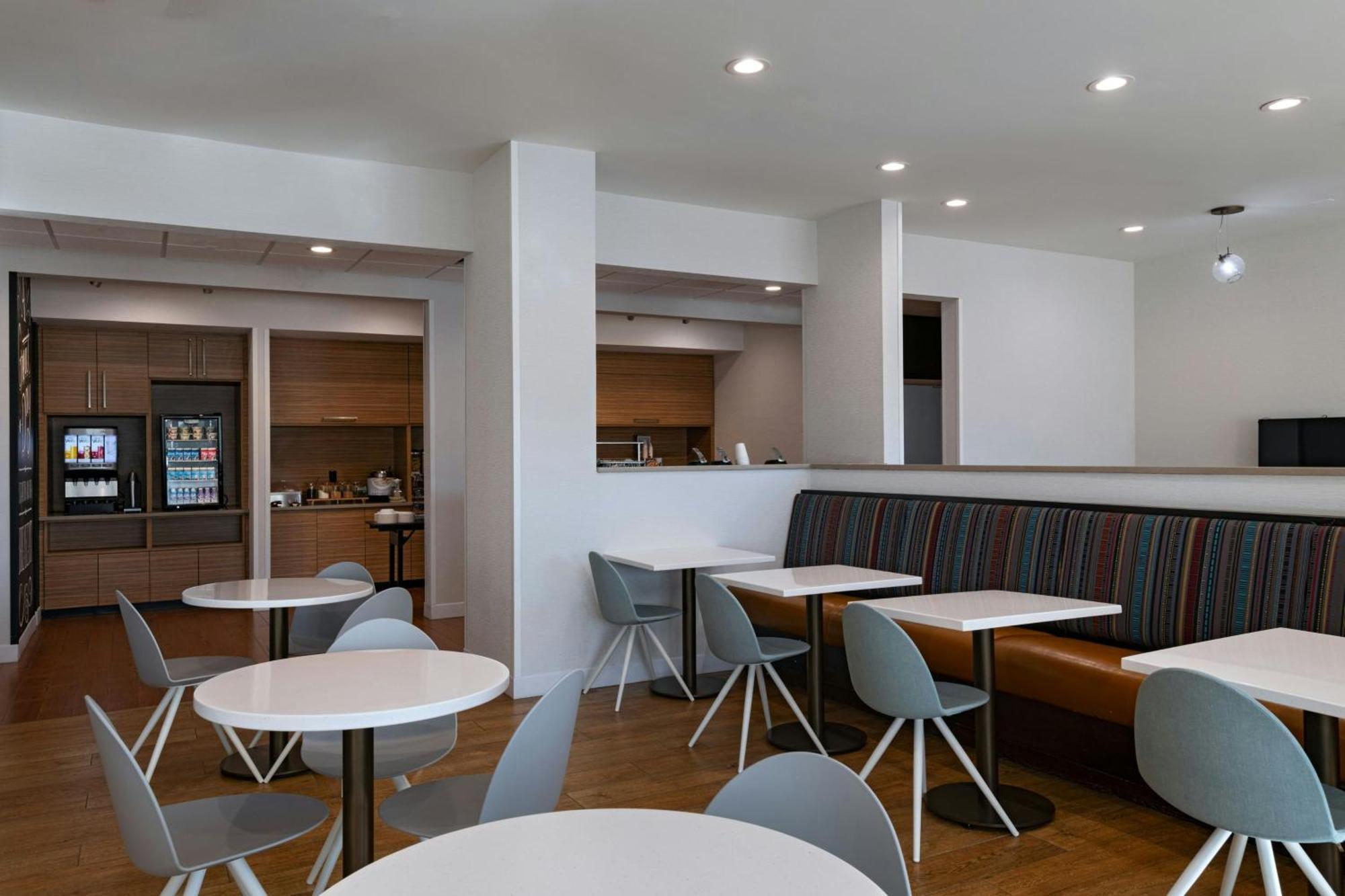 Towneplace Suites By Marriott Ames Kültér fotó