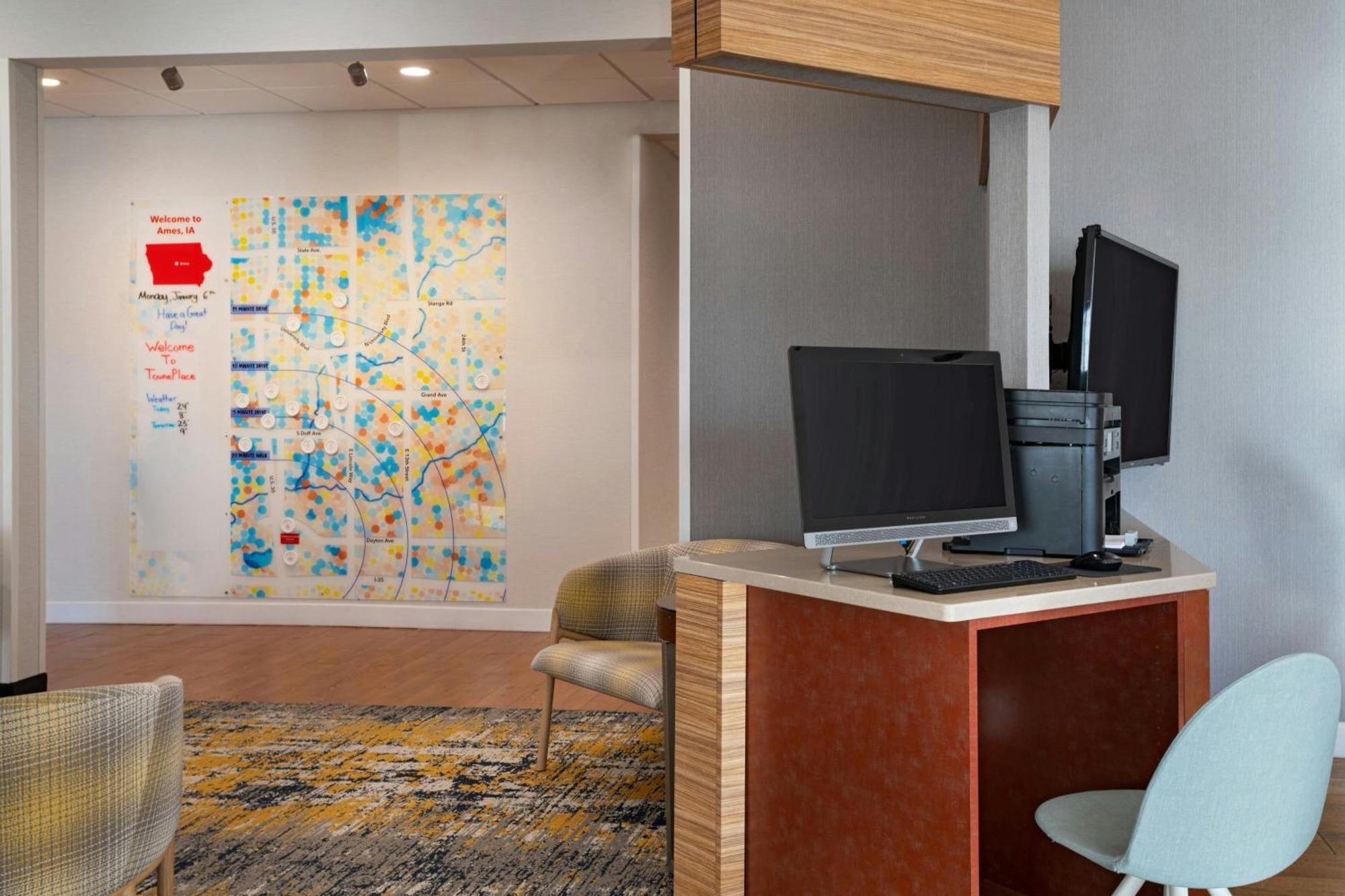 Towneplace Suites By Marriott Ames Kültér fotó