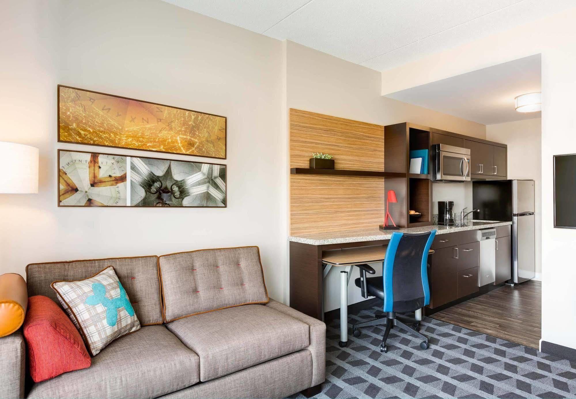 Towneplace Suites By Marriott Ames Kültér fotó